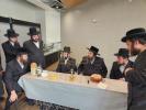 באזוך פון כ"ק אדמו"ר מסאטמאר שליט"א אין לעיקוואד לרגל די מעמד קביעת מזוזה אין נייעם סאטמארע פלייש געשעפט 