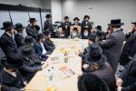 באזוך פון כ"ק אדמו"ר מסאטמאר שליט"א אין לעיקוואד לרגל די מעמד קביעת מזוזה אין נייעם סאטמארע פלייש געשעפט 