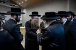 באזוך פון כ"ק אדמו"ר מסאטמאר שליט"א אין לעיקוואד לרגל די מעמד קביעת מזוזה אין נייעם סאטמארע פלייש געשעפט 