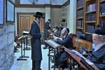 מעמד לימוד התורה פאר בחורי ישיבה לצעירים וויזניץ ביי קבר רחל