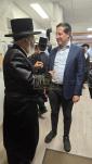 24 שעה מנינים צענטער אין ניקלשבורג 