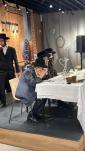 מסע התומכים בראשות גאב"ד סאטמאר מאנסי שליט"א 