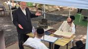 א ניקלשבורג באזוך 