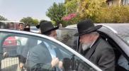 Main image for הגרמ"ה הירש שליט"א קומט אן צום מחאה ביים טורמע