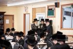 כ"ק אדמו"ר מבאבוב שליט"א באזוכט מחנה שלוה