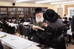 כ"ק אדמו"ר מבאבוב שליט"א באזוכט מחנה שלוה