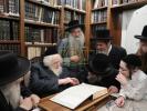 פולע בילדער די וואך ביי כ"ק גאב"ד ירושלים שליט"א 