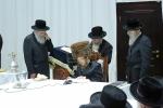 כ"ק אדמו"ר מסאדיגורא שליט"א ביים יארצייט פון סעודה פון אביו בעל עטרת ישראל ז"ל 