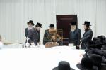 כ"ק אדמו"ר מסאדיגורא שליט"א ביים יארצייט פון סעודה פון אביו בעל עטרת ישראל ז"ל 