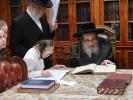 כ"ק אדמו"ר מפאפא שליט"א ביים פארהערן ילדי ת"ת פאפא וומ"ס משניות יומא