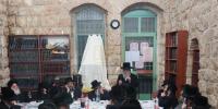 יארצייט פון כ"ק אדמו"ר בעל ויחי יוסף מפאפא זצ"ל איבער די גארער וועלט
