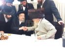 הרה"ק רבי יעקב מאיר שעכטער שליט"א ביי שמחת הברית לנכדת כ"ק אדמו"ר מפינסק קארלין שליט"א