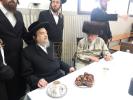 הרה"ק רבי יעקב מאיר שעכטער שליט"א ביי שמחת הברית לנכדת כ"ק אדמו"ר מפינסק קארלין שליט"א
