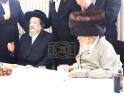 הרה"ק רבי יעקב מאיר שעכטער שליט"א ביי שמחת הברית לנכדת כ"ק אדמו"ר מפינסק קארלין שליט"א
