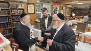 ניקלשבורג'ע רבי ביי די עבודת הקודש