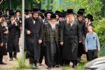 מעמד שחיטת הכבש אין מחנה ישיבת סערדאהעלי, אין שפיץ פון כ"ק אדמו"ר מסערדאהעלי שליט"א 