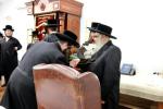 פולע בילדער פון כ"ק אדמו"ר מסאטמאר שליט"א דאנערשטאג ואתחנן -מאנטאג עקב