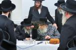 פולע בילדער פון כ"ק אדמו"ר מסאטמאר שליט"א דאנערשטאג ואתחנן -מאנטאג עקב