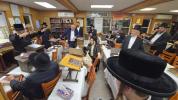 א בליק ביי כ"ק אדמו"ר מניקלשבורג שליט"א 