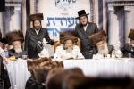 סעודת הודאה מוצאי שבת נחמו בחצר הקודש סקולען לעיקוואד