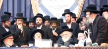 Main image for פולע ווידיאו פון כ"ק גאב"ד ירושלים שליט"א און הרה"ק רבי יעקב מאיר שעכטער שליט"א ביי מעמד הנחת אבן הפנה פון ביהמ"ד הגדול סאטמאר ברחוב יונה