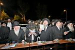 "חכם עדיף מנביא" שיטת הרה"ק מסאטמאר זי"ע ווערט אנערקערט ביי גאנץ כלל ישראל ווען גדולי ישראל זעצן פאר צו מוחה ביים תפיסה ווי די בחורים וועלעכע ווילן זיך נישט מתגייס זיין זיצן 