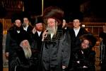 "חכם עדיף מנביא" שיטת הרה"ק מסאטמאר זי"ע ווערט אנערקערט ביי גאנץ כלל ישראל ווען גדולי ישראל זעצן פאר צו מוחה ביים תפיסה ווי די בחורים וועלעכע ווילן זיך נישט מתגייס זיין זיצן 