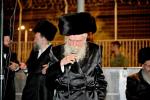 "חכם עדיף מנביא" שיטת הרה"ק מסאטמאר זי"ע ווערט אנערקערט ביי גאנץ כלל ישראל ווען גדולי ישראל זעצן פאר צו מוחה ביים תפיסה ווי די בחורים וועלעכע ווילן זיך נישט מתגייס זיין זיצן 