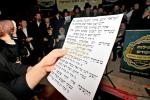 "חכם עדיף מנביא" שיטת הרה"ק מסאטמאר זי"ע ווערט אנערקערט ביי גאנץ כלל ישראל ווען גדולי ישראל זעצן פאר צו מוחה ביים תפיסה ווי די בחורים וועלעכע ווילן זיך נישט מתגייס זיין זיצן 