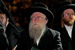 "חכם עדיף מנביא" שיטת הרה"ק מסאטמאר זי"ע ווערט אנערקערט ביי גאנץ כלל ישראל ווען גדולי ישראל זעצן פאר צו מוחה ביים תפיסה ווי די בחורים וועלעכע ווילן זיך נישט מתגייס זיין זיצן 