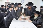 כ"ק אדמו"ר מסאטמאר שליט"א ביי לחיים מיט ישיבה קטנה סניף אהבת התורה וומ"ס 