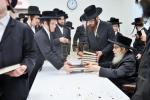 Main image for כ"ק אדמו"ר מסאטמאר שליט"א ביי לחיים מיט ישיבה קטנה סניף אהבת התורה וומ"ס 