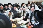 כ"ק אדמו"ר מסאטמאר שליט"א ביי א ברית פון א אור אייניקל אין ביהמ"ד אהל פיגא 