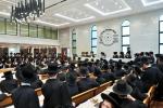 כ"ק אדמו"ר מסאטמאר שליט"א ביי א ברית פון א אור אייניקל אין ביהמ"ד אהל פיגא 