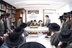 כ"ק גאב"ד ירושלים שליט"א רעדט צו רבני משיב כהלכה דק"ק תולדות אהרן