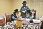 באזוך פון כ"ק אדמו"ר מהיבנוב שליט"א ביי כ"ק אדמו"ר מסאטמאר שליט"א 