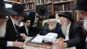כ"ק גאב"ד ירושלים שליט"א נעמט אויף חבר בד"ץ לשכת הפוסקים הגרי"ש ראזנבאך