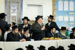 כ"ק אדמו"ר מסאטמאר שליט"א באזוכט אין די קעמפס: בחורים קעמפ, מרת זופניק קעמפ, - קערהאנקסן מחנה א' א'
