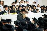 כ"ק אדמו"ר מסאטמאר שליט"א באזוכט אין די קעמפס: בחורים קעמפ, מרת זופניק קעמפ, - קערהאנקסן מחנה א' א'