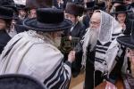 כ"ק אדמו"ר מצאנז קלויזענבורג שליט"א וויילט די וואכן במעון קדשו נעבן מחנות הקיץ דחסידי צאנז קלויזענבורג אין וואדבורן  