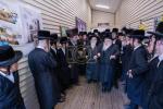 כ"ק אדמו"ר מצאנז קלויזענבורג שליט"א וויילט די וואכן במעון קדשו נעבן מחנות הקיץ דחסידי צאנז קלויזענבורג אין וואדבורן  