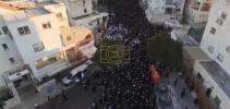 עצרת תפילה בקהל גור ערד קעגן די גזירת הגיוס