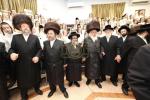 הכנסת ספר תורה צום תלמוד תורה יטב לב דסאטמאר אין ירושלים נדבת הרה"ח הישיש ר' יחזקאל שטיין שליט"א משב"ק אצל מרן רביה"ק מסאטמאר זי"ע לע"נ מרן רביה"ק מסאטמאר זי"ע