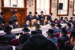 יומדהל"ק פון הרה"ק מ'טאהש זי"ע ביי  בנו ומ"מ כ"ק אדמו"ר מ'טאהש שליט"א