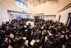 יומדהל"ק פון הרה"ק מ'טאהש זי"ע ביי  בנו ומ"מ כ"ק אדמו"ר מ'טאהש שליט"א