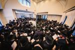 יומדהל"ק פון הרה"ק מ'טאהש זי"ע ביי  בנו ומ"מ כ"ק אדמו"ר מ'טאהש שליט"א