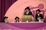 בילדער פונעם "סעודת הילולא רבתי" אינאיינעם מיט'ן מעמד "הננו" לטובת המוסדות בראשות כ"ק גאב"ד סאטמאר מאנסי שליט"א