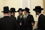 בילדער פונעם "סעודת הילולא רבתי" אינאיינעם מיט'ן מעמד "הננו" לטובת המוסדות בראשות כ"ק גאב"ד סאטמאר מאנסי שליט"א