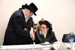 ועידת היסוד פונעם "קרן עמודי התורה" דורך די צענטראלע פאפא כולל בבית הנגיד החסיד ר' יוסף יחיאל גאלדבערגער