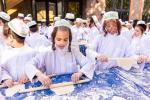 אייגנארטיגע געלונגענע תימן'ע טאג אין מחנה ילדים סאטמאר בארא פארק דורך די ראש המדריכים הרב שלום מייזליש און הרב יוסף מאיר מייזליש‎